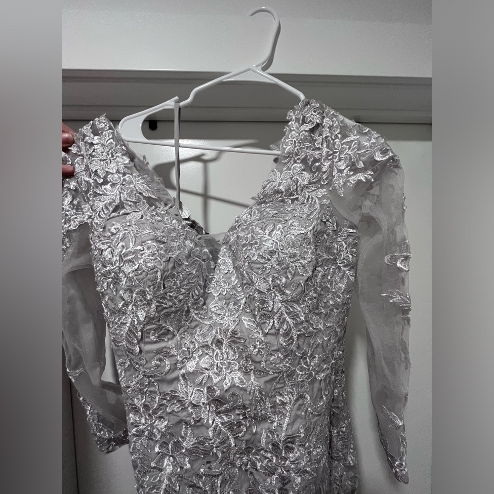 Women’s ball gown size 14